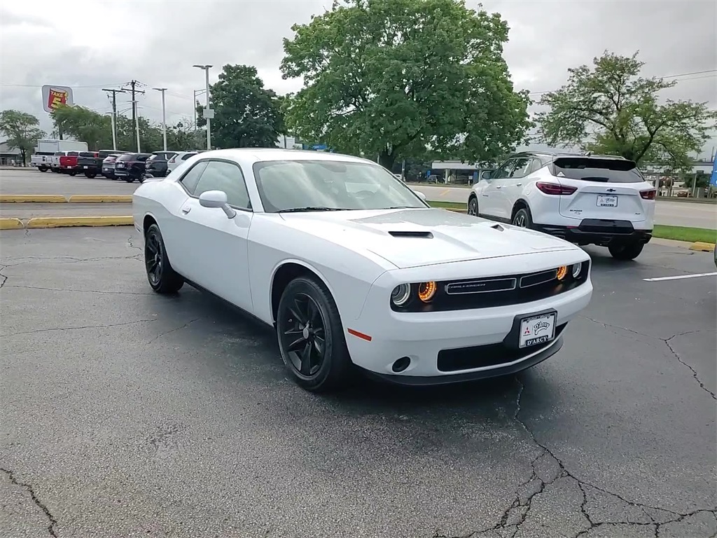2023 Dodge Challenger SXT photo 6