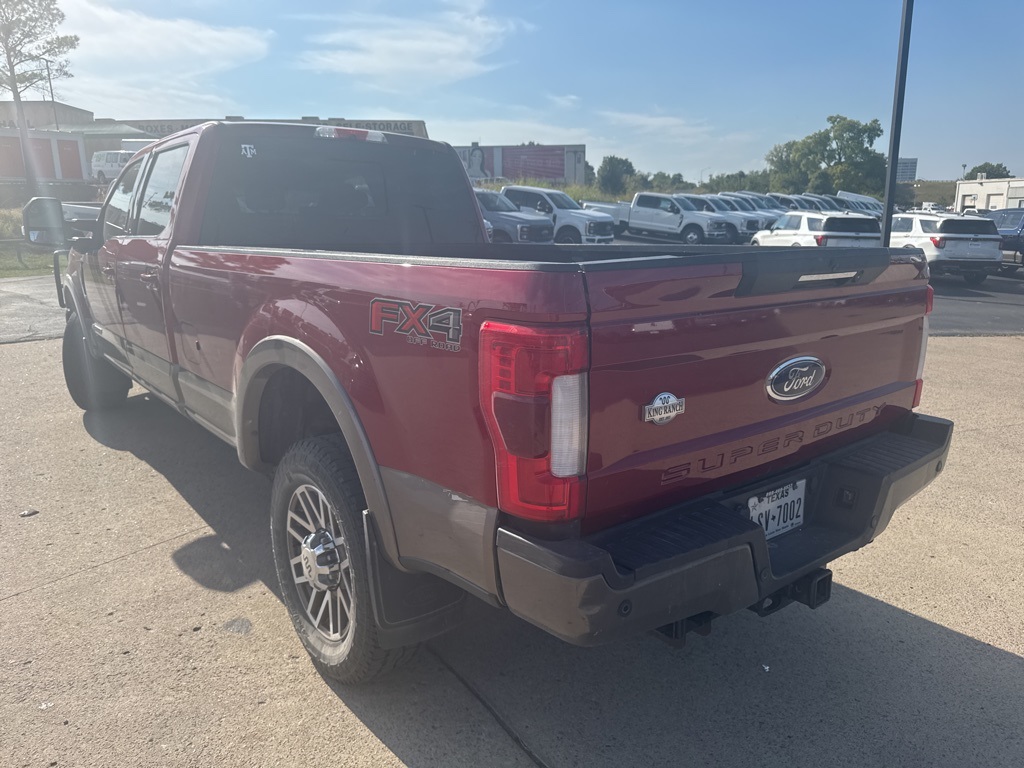 2019 Ford F-350 King Ranch photo 3