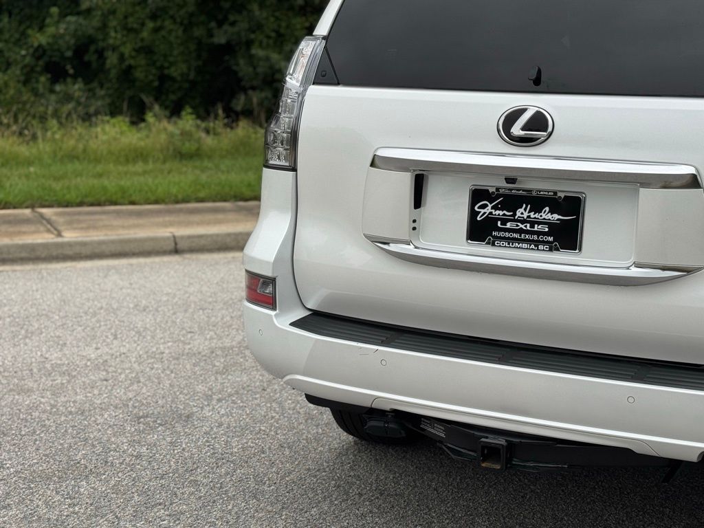 2023 Lexus GX 460 photo 9