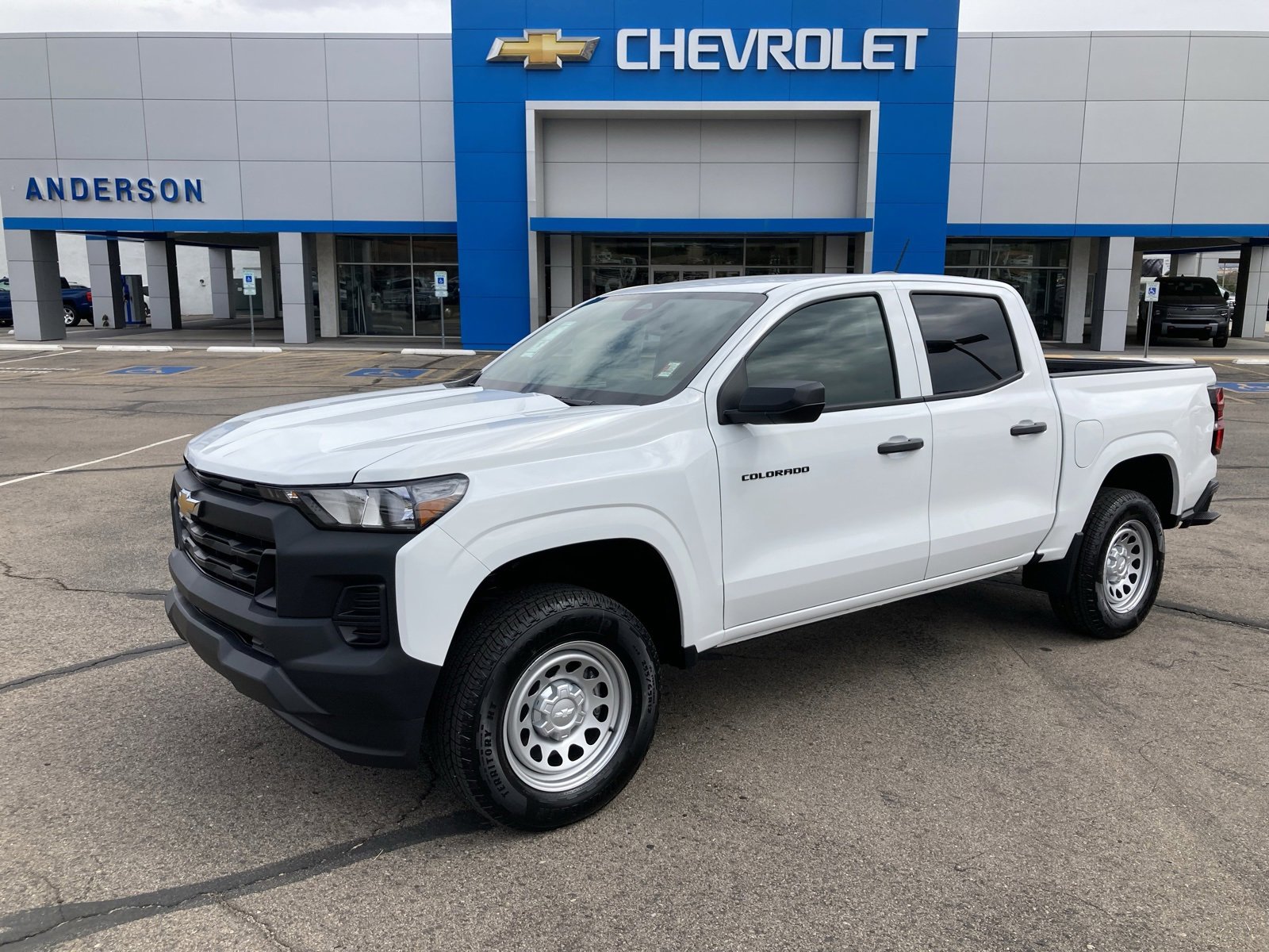 2026 Chevrolet Colorado Work Truck's photo