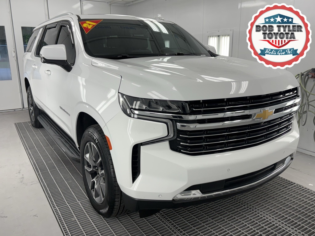 2021 Chevrolet Suburban LT's photo