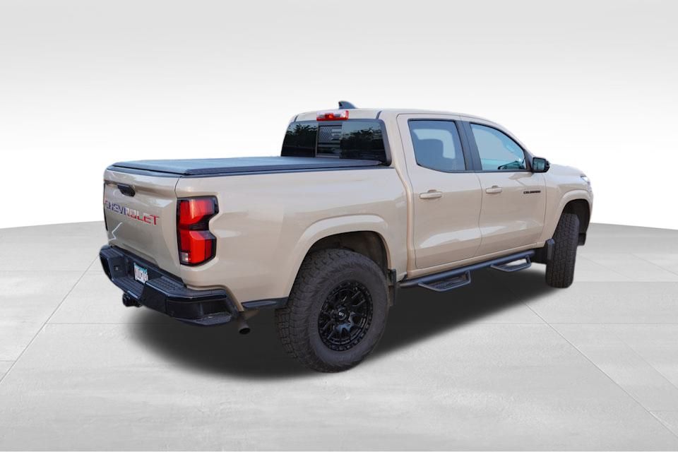 2023 Chevrolet Colorado Z71 photo 3