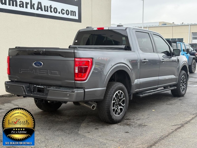 2023 Ford F-150 XLT photo 3