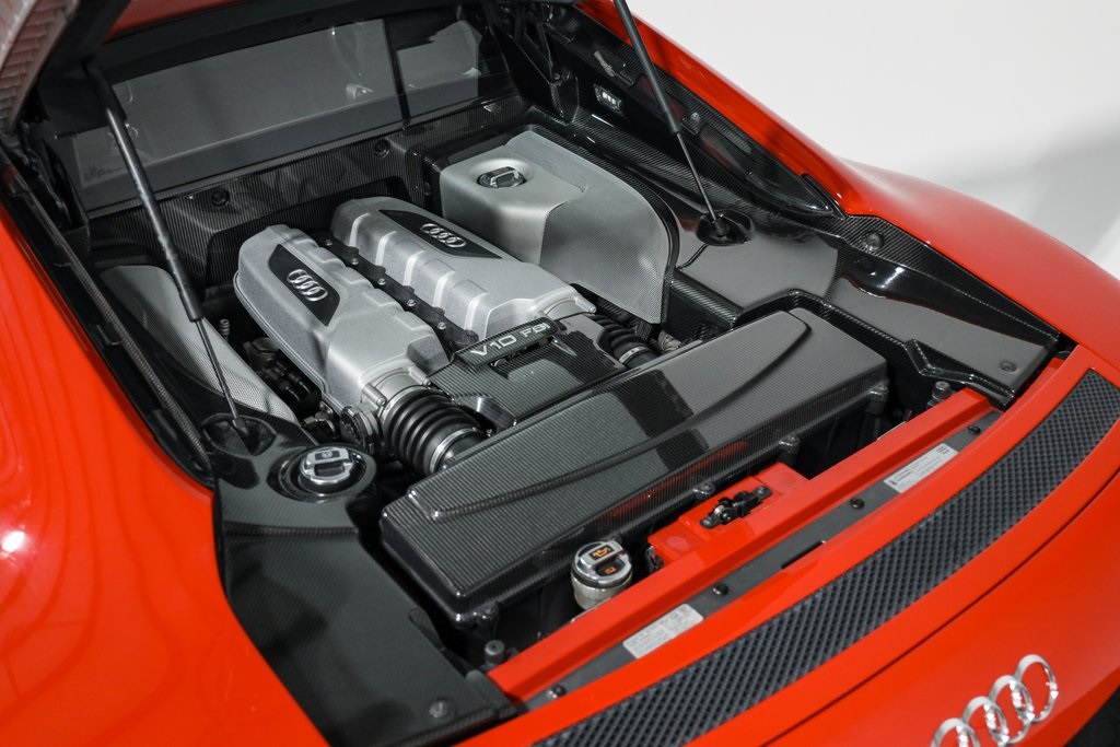 2012 Audi R8 Coupe photo 38