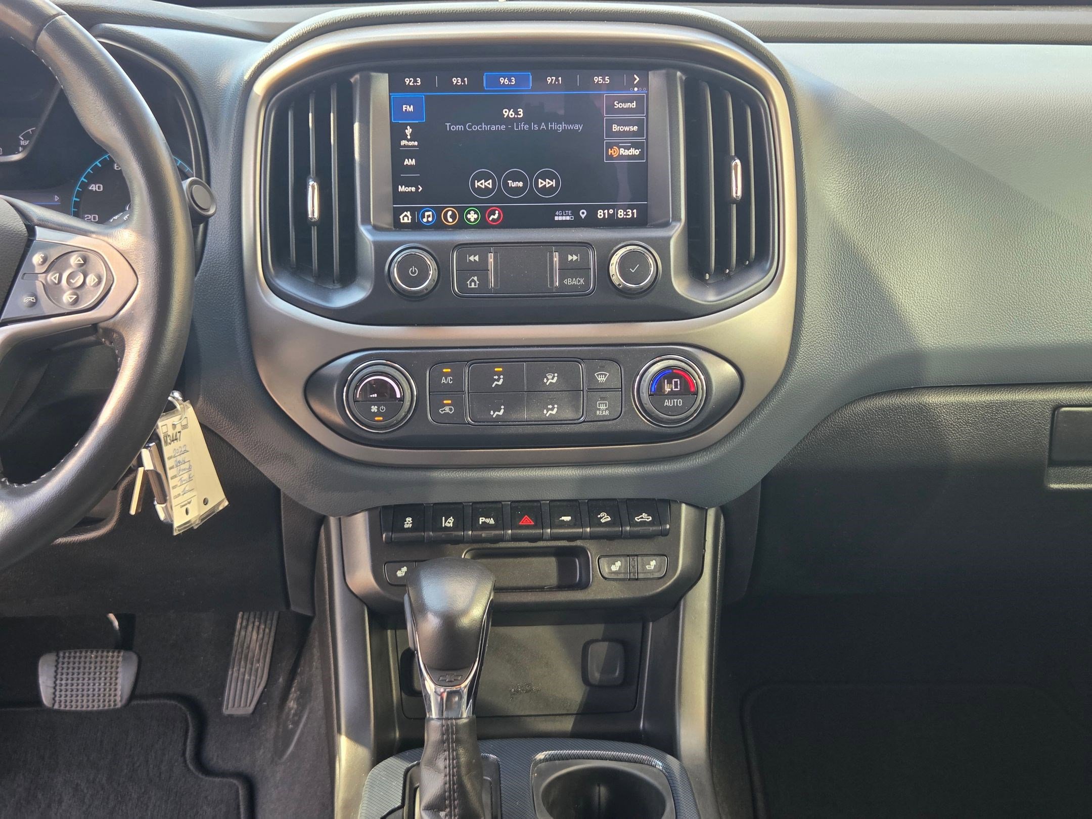 2022 Chevrolet Colorado Z71 photo 16