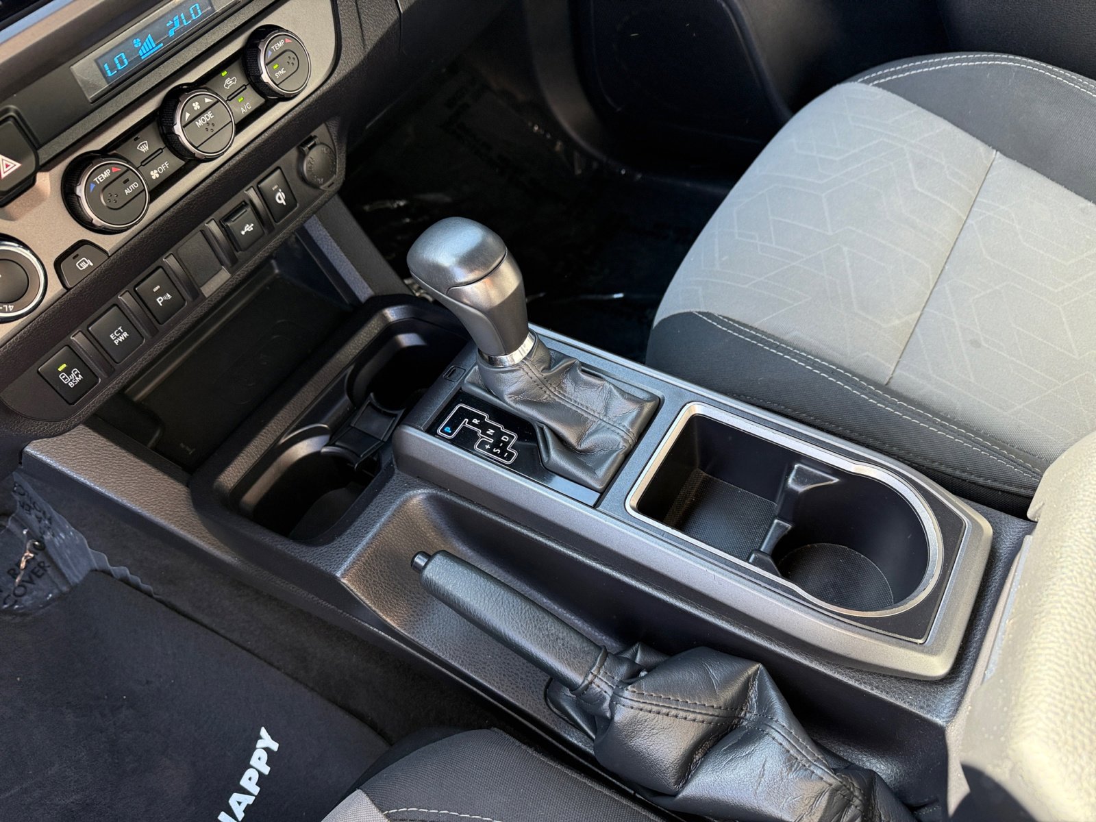 2023 Toyota Tacoma TRD Sport photo 13