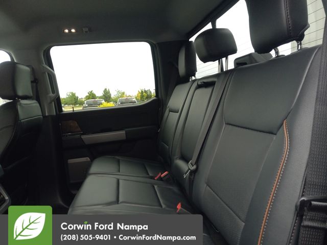 New 2025 Glacier Gray Metallic Tri-Coat Ford Lariat image 27