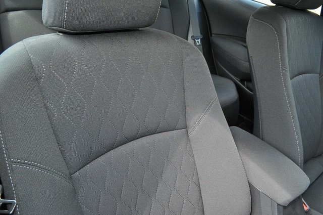 2024 Toyota Corolla LE photo 21