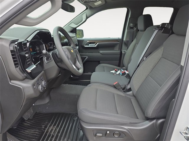 2026 Chevrolet Silverado 1500 LT photo 9