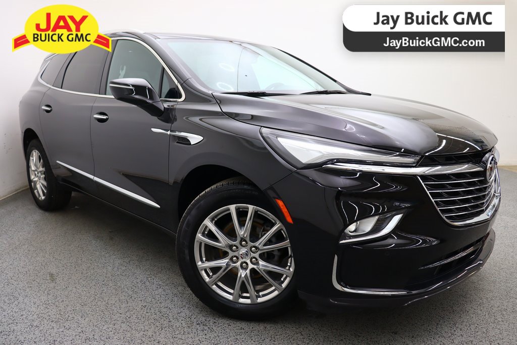 2023 Buick Enclave Essence's photo