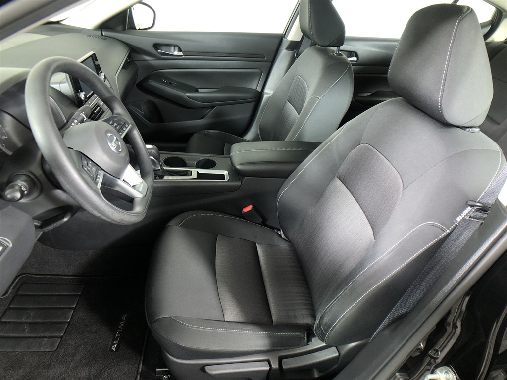 2022 Nissan Altima 2.5 S photo 21