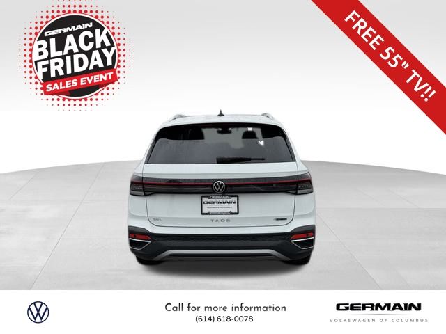 2025 Volkswagen Taos SEL photo 4