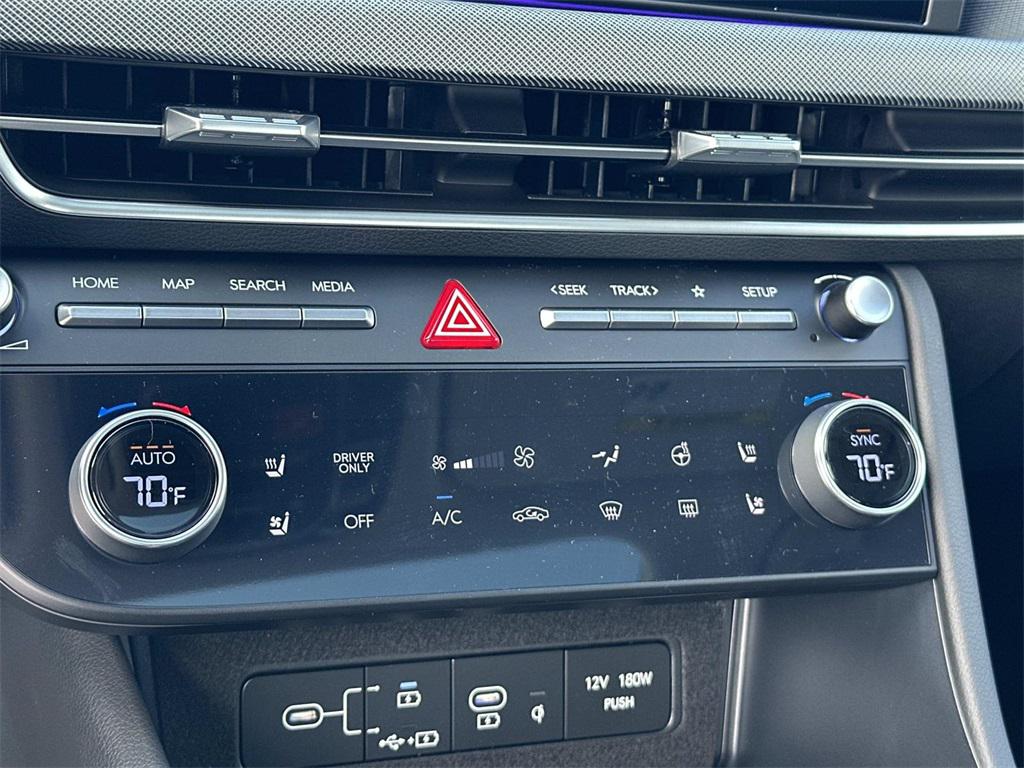 2025 Hyundai Sonata Hybrid Limited photo 22