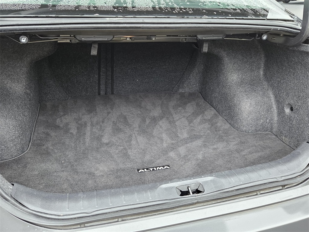 2023 Nissan Altima 2.5 SV photo 11