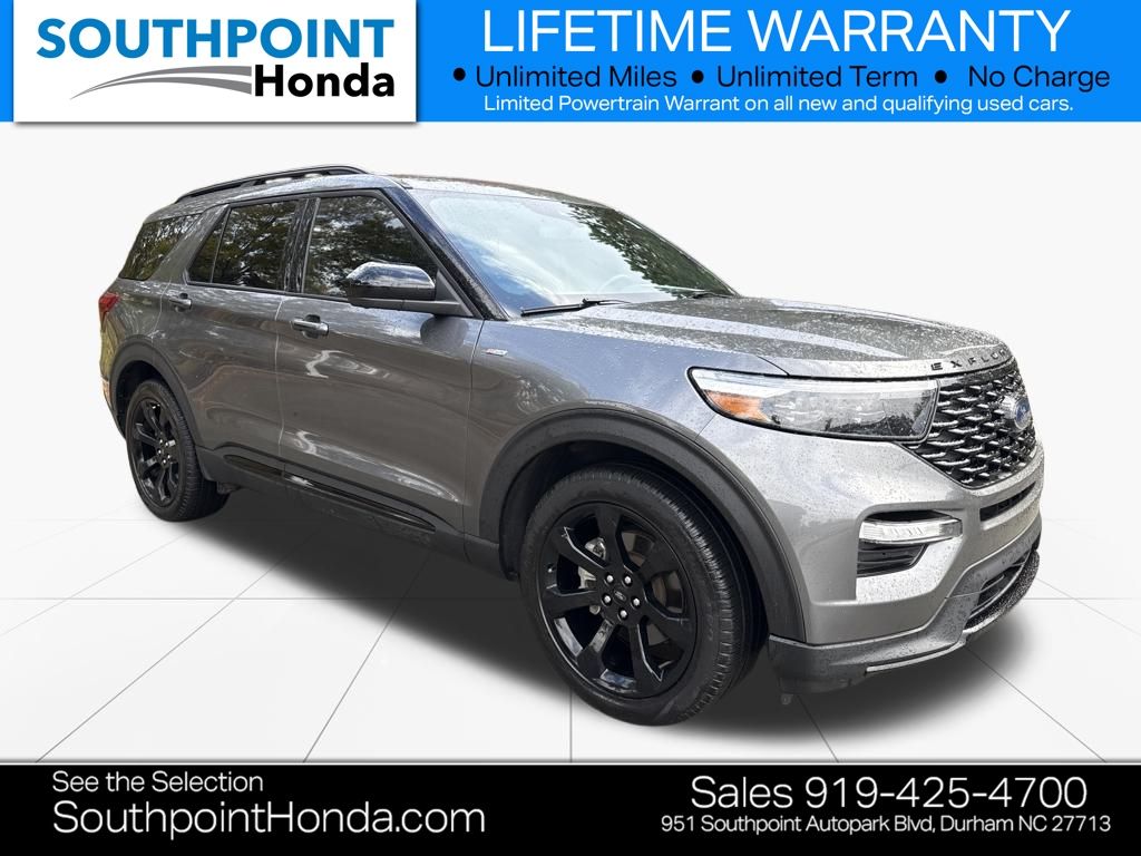 2023 Ford Explorer ST-LINE's photo