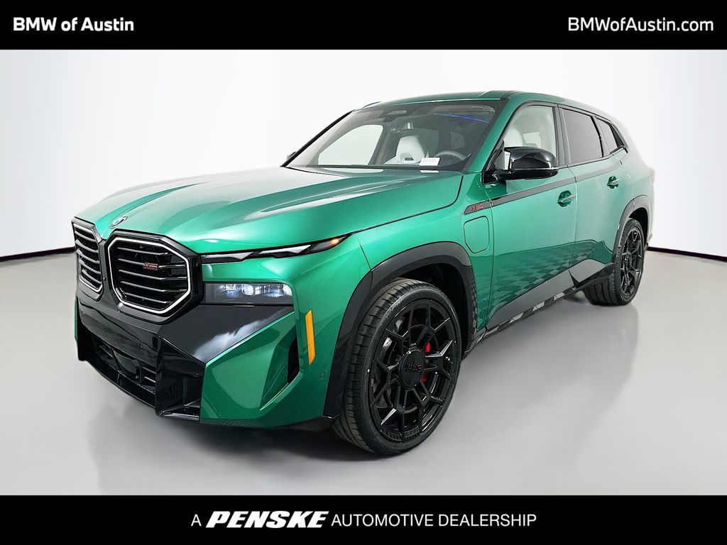 2026 BMW XM Base's photo