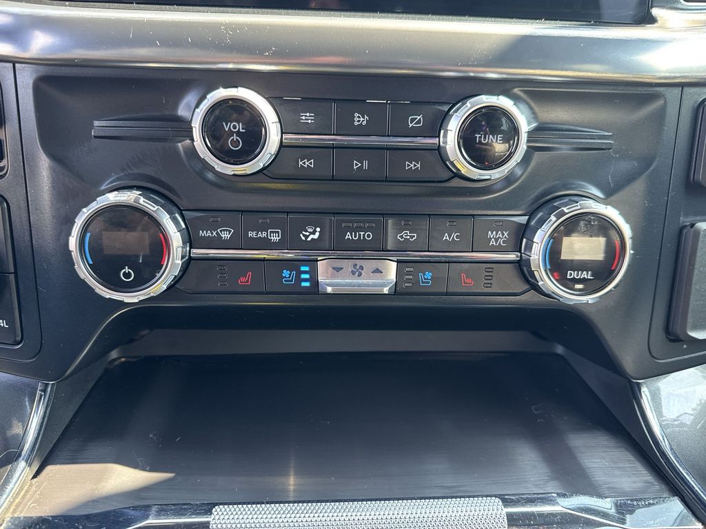 2021 Ford F-150 Lariat photo 16