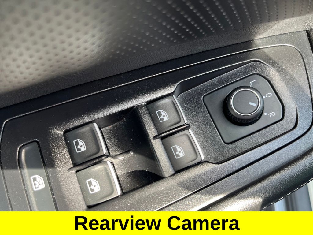 2024 Volkswagen Atlas Cross Sport SE Technology photo 4