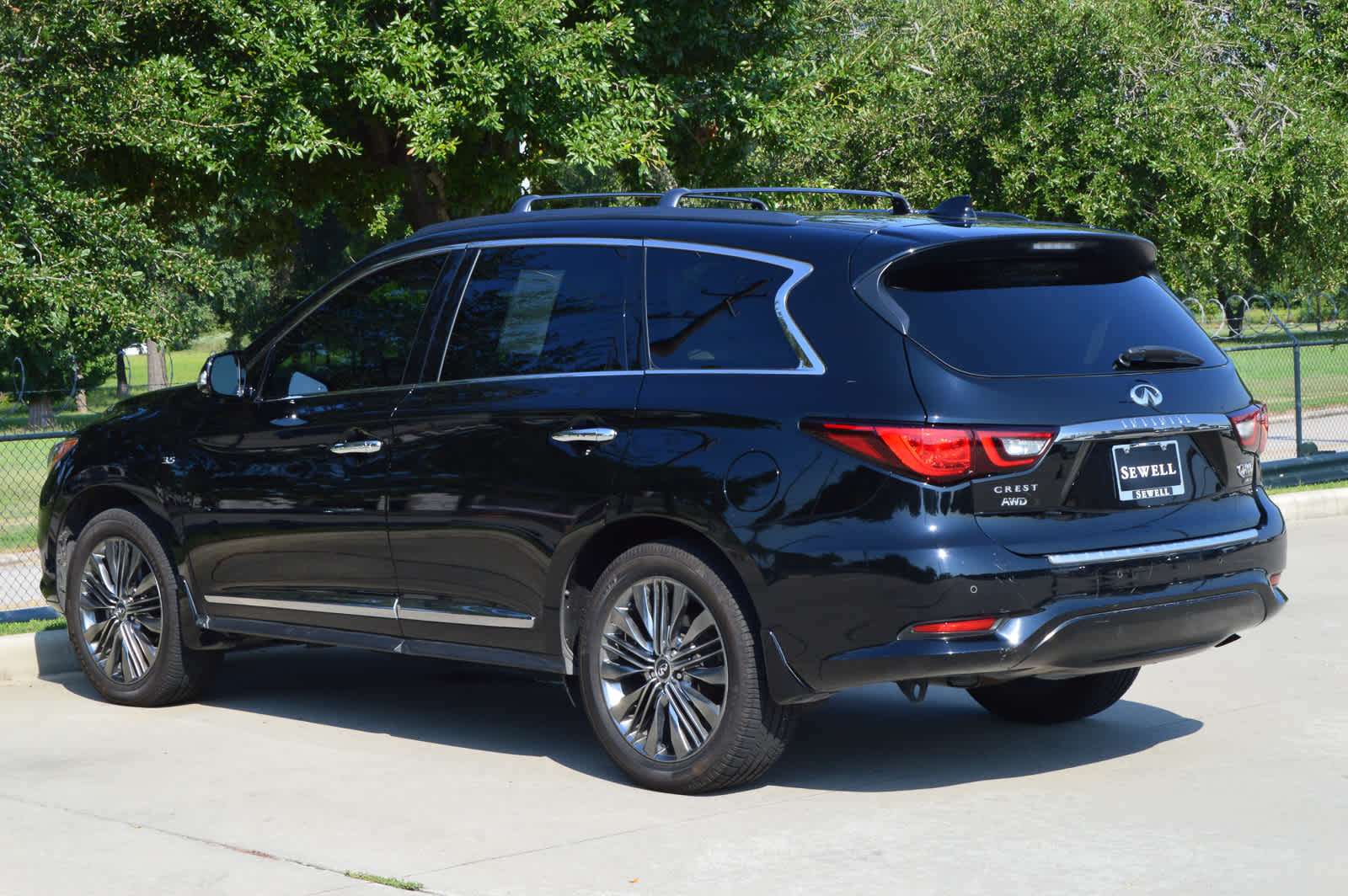 2019 Infiniti QX60 Luxe photo 6