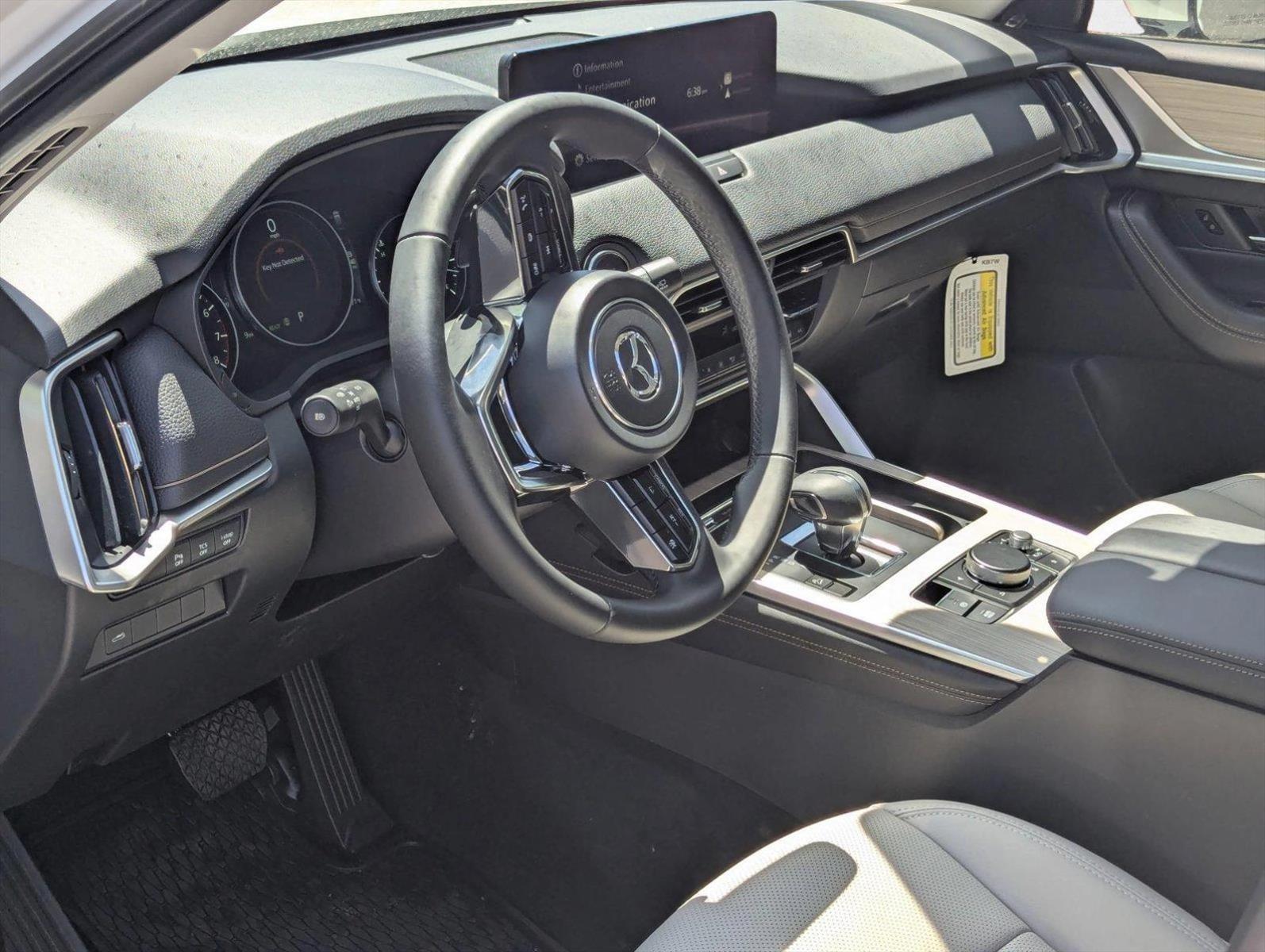 2025 Mazda CX-90 3.3 Turbo Preferred photo 3