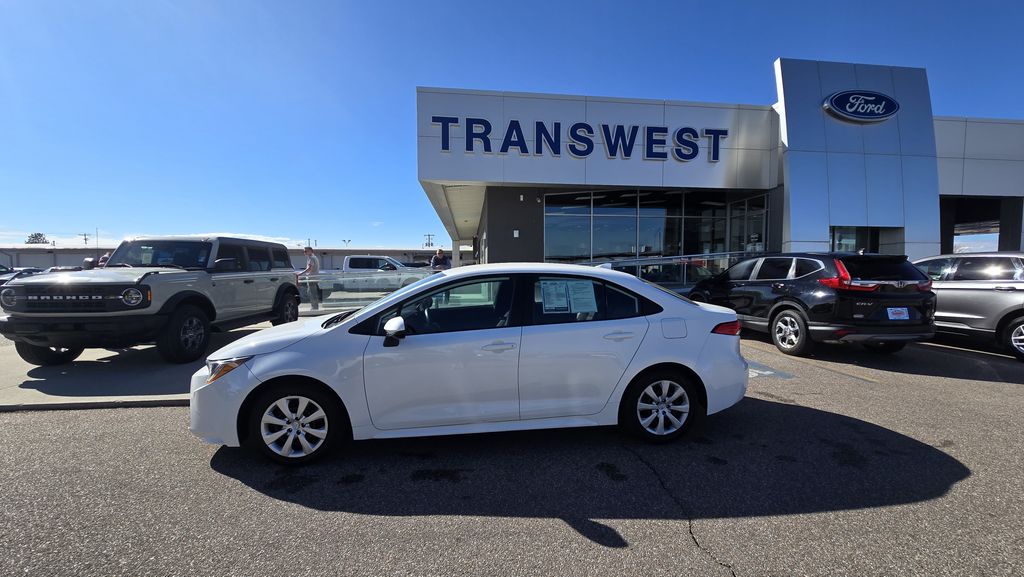 Used 2024 Toyota Corolla LE with VIN 5YFB4MDE0RP097021 for sale in Scottsbluff, NE