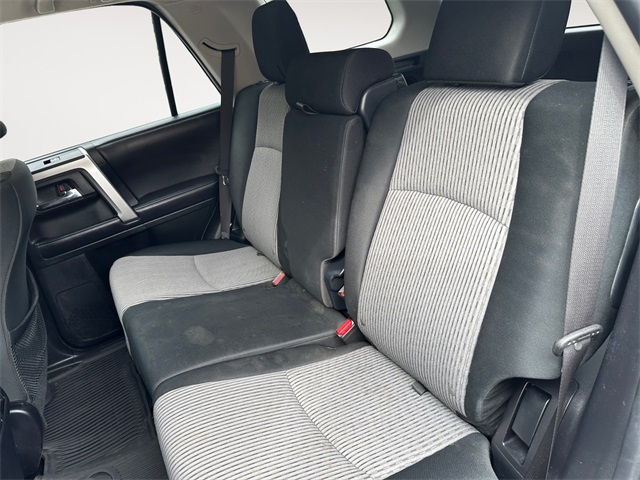 2018 Toyota 4Runner SR5 photo 13