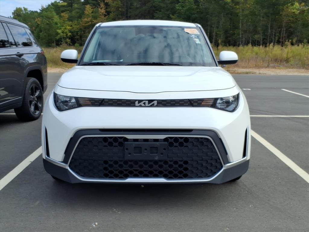 2023 Kia Soul LX photo 6