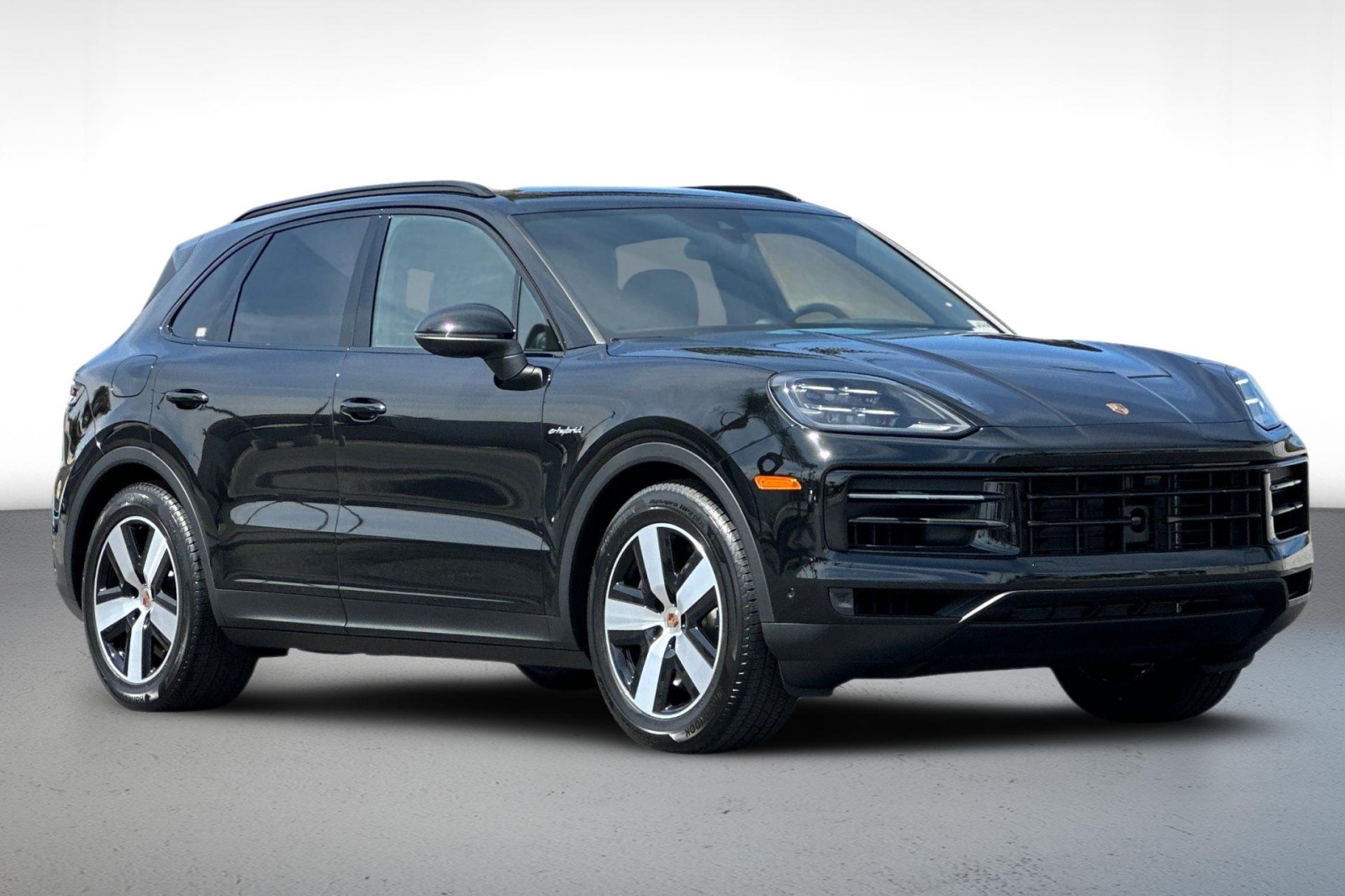 2026 Porsche Cayenne E-Hybrid photo 9