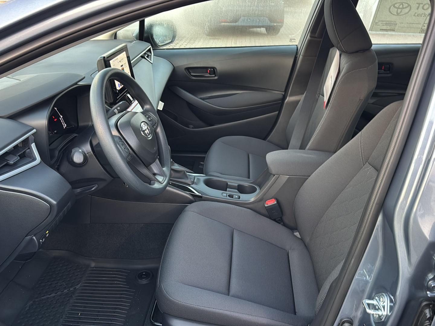 2026 Toyota Corolla LE photo 8