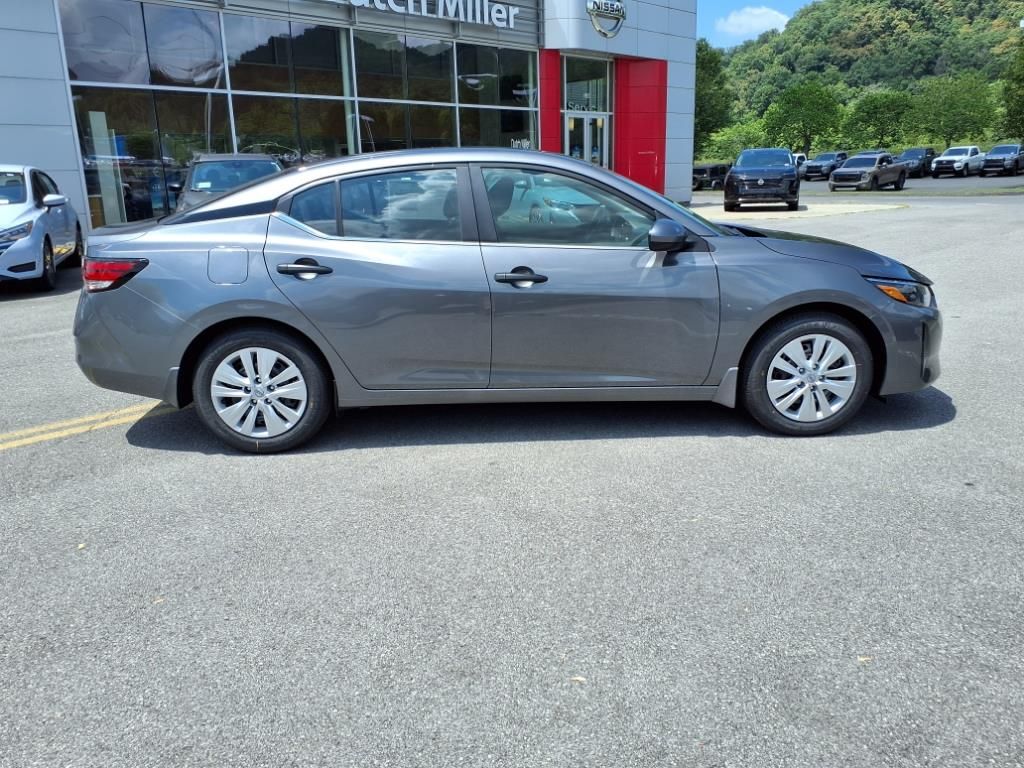 2025 Nissan Sentra S photo 2
