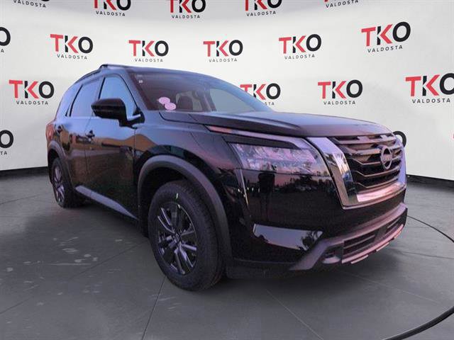 2018 Nissan Kicks SR's photo