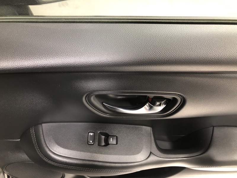 2023 Honda HR-V LX photo 14