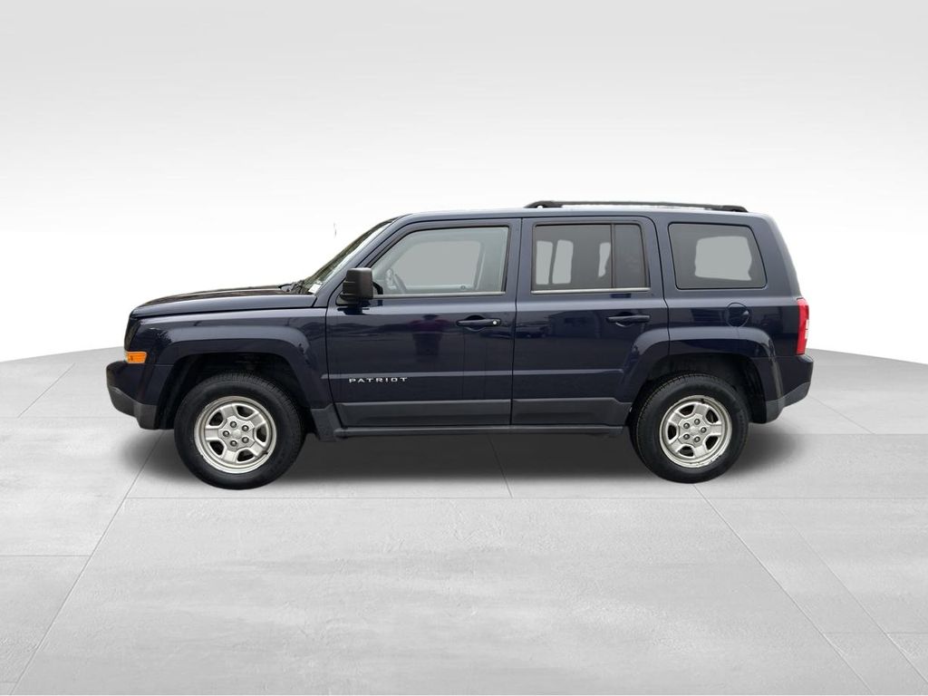 2014 Jeep Patriot Sport photo 3