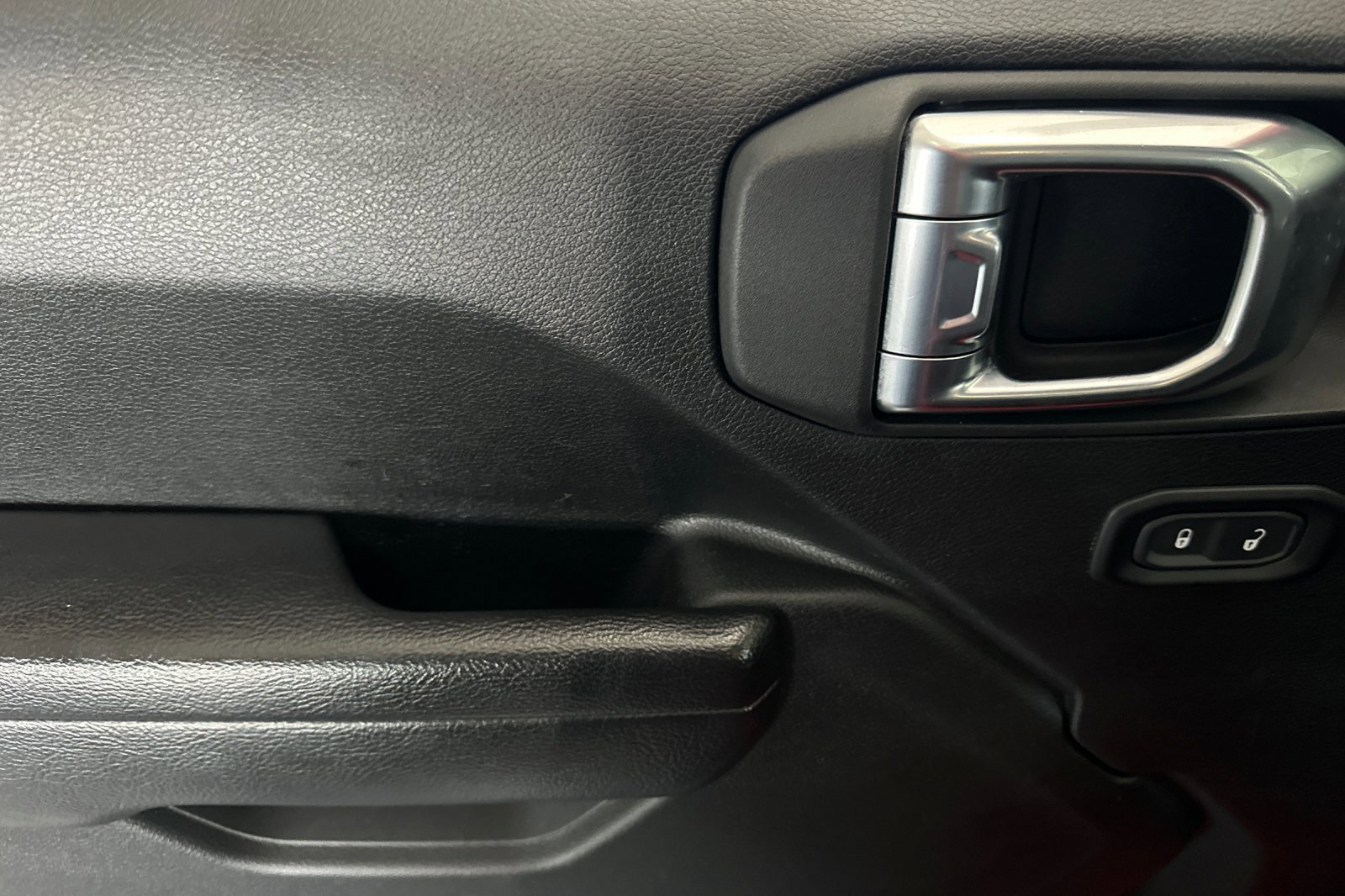 2023 Jeep Gladiator Sport S photo 10
