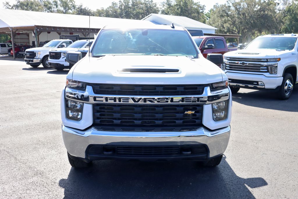2022 Chevrolet Silverado 2500HD LT photo 2