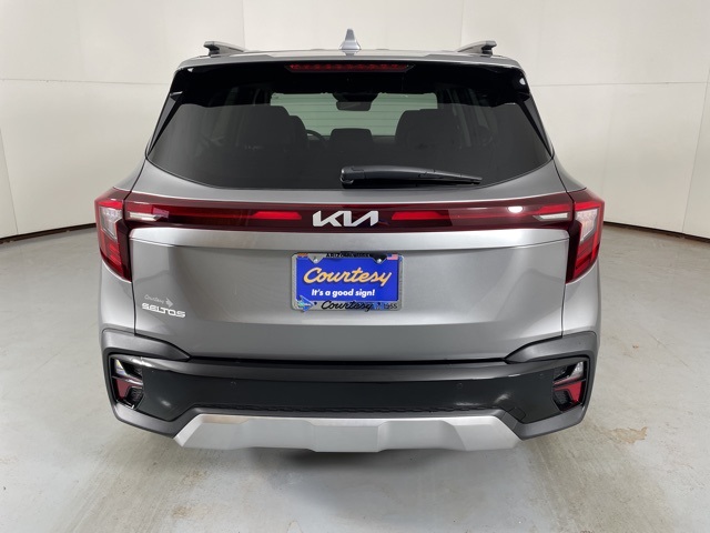 2026 Kia Seltos EX photo 4