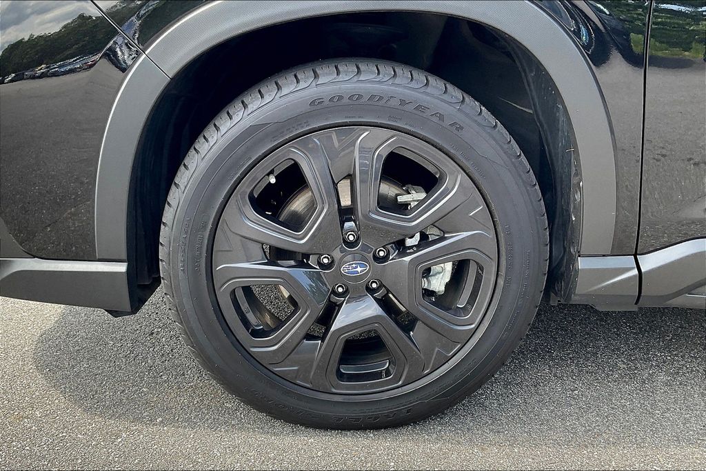 2023 Subaru Ascent Onyx Edition photo 5