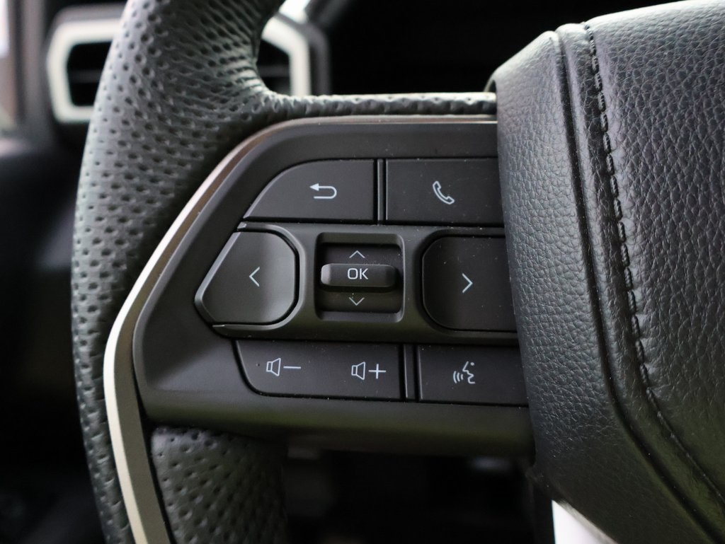 2025 Toyota Tacoma TRD Off-Road photo 23