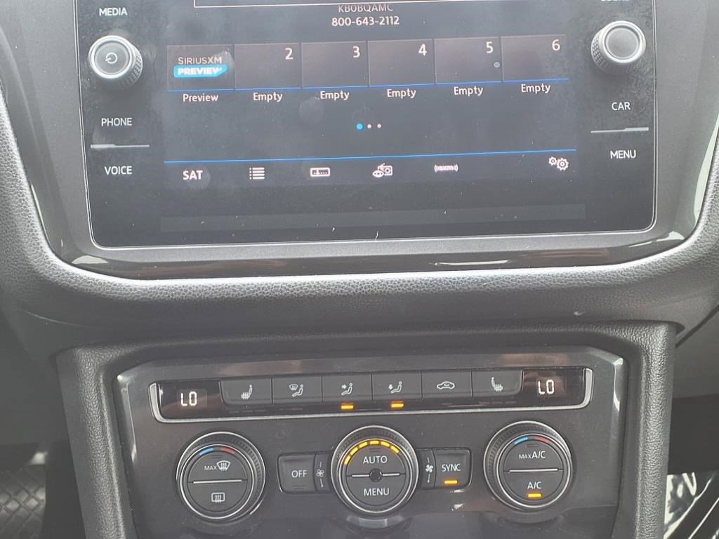2019 Volkswagen Tiguan SE photo 3