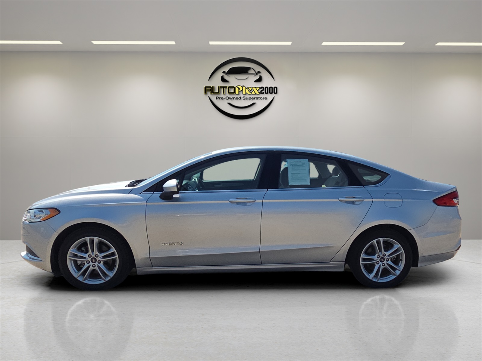 2018 Ford Fusion Hybrid S photo 4