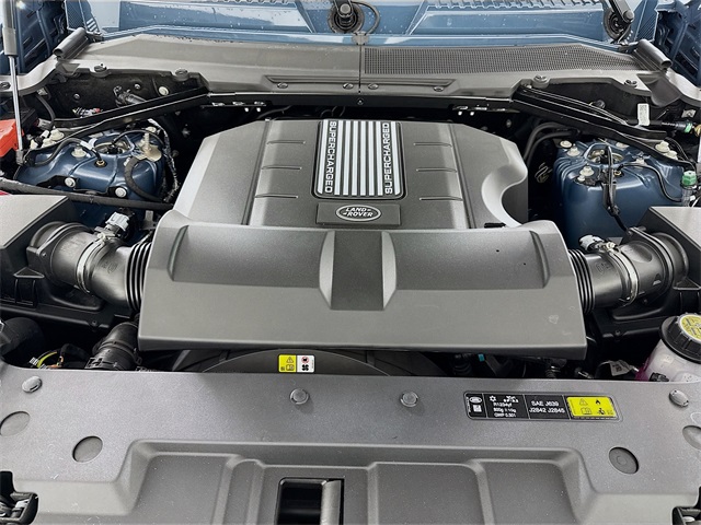 2025 Land Rover Defender 110 X-Dynamic SE photo 26