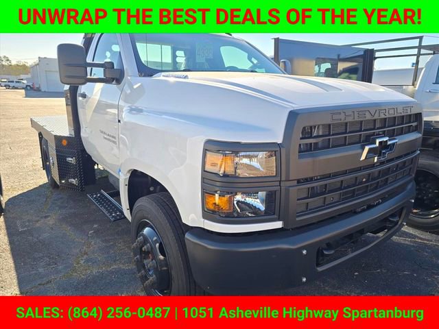 2023 Chevrolet Silverado 4500 Medium Duty Chassis Cab Work Truck's photo