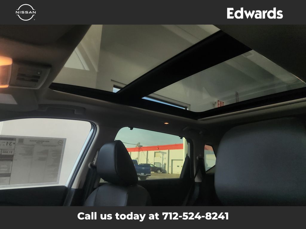 2026 Nissan Rogue SV photo 20
