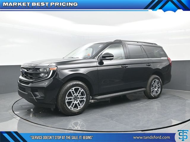 2025 Ford Expedition Active's photo