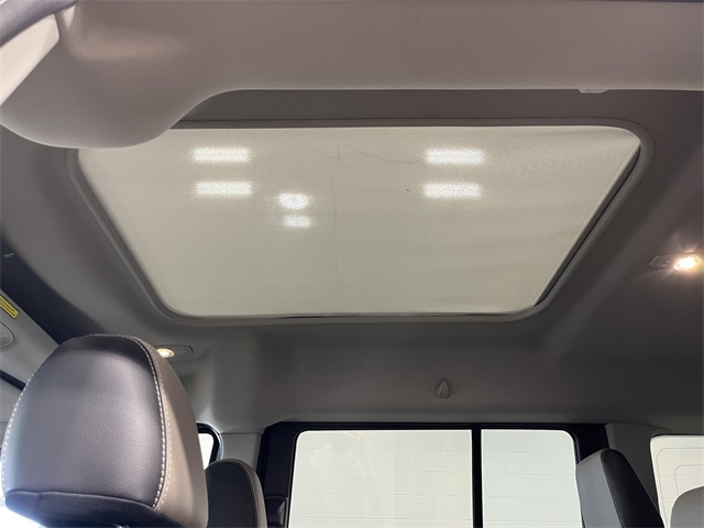 2015 Ford Transit Connect Titanium photo 25