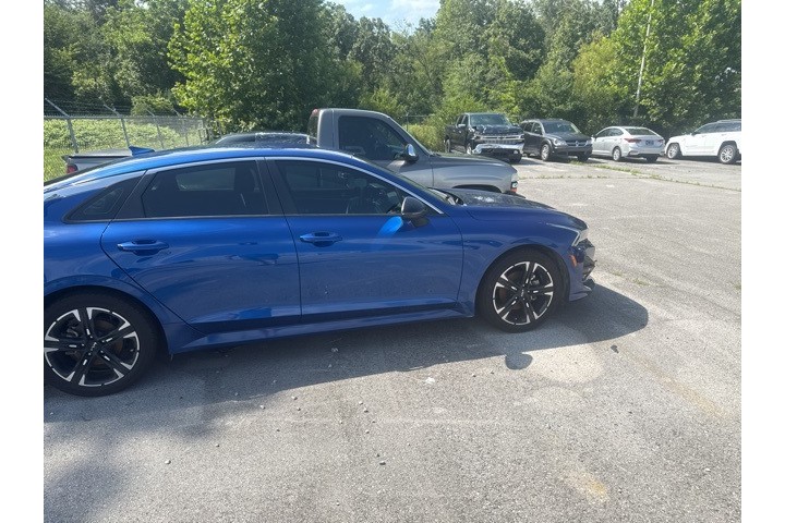 2022 Kia K5 GT-Line photo 4