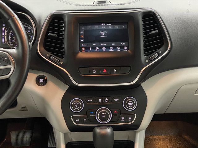 2021 Jeep Cherokee Latitude Lux photo 8