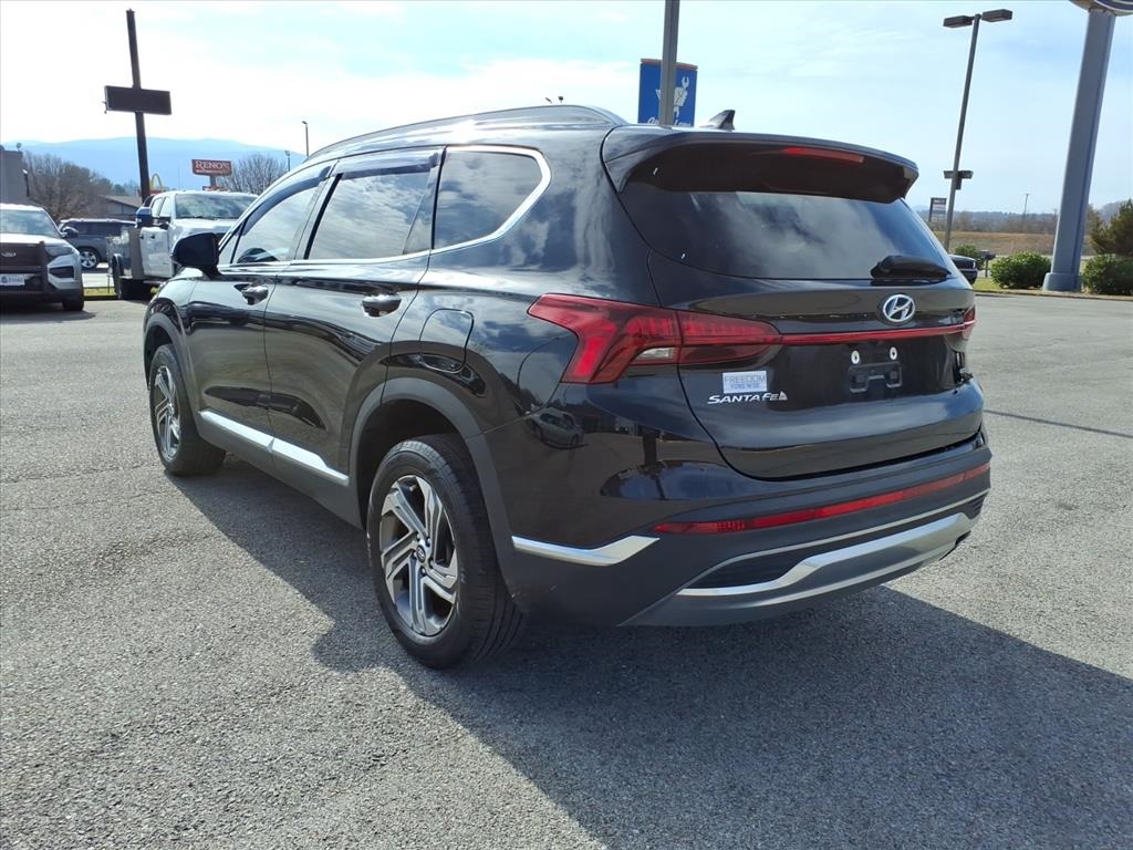 2022 Hyundai Santa Fe SEL photo 3