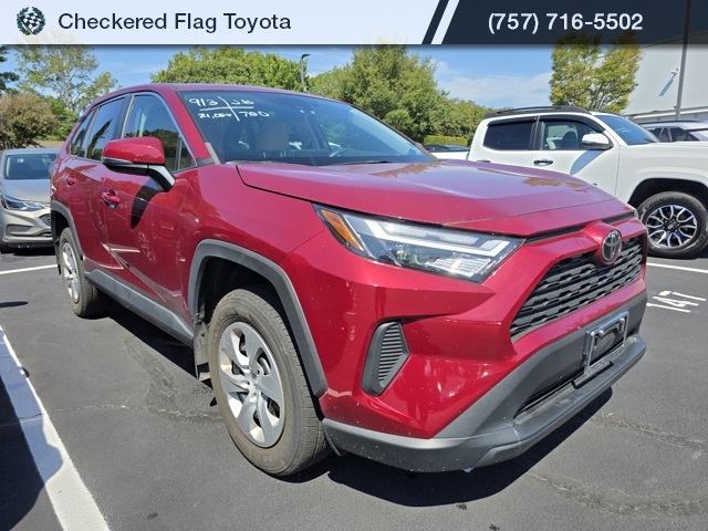 2023 Toyota RAV4 LE photo 3