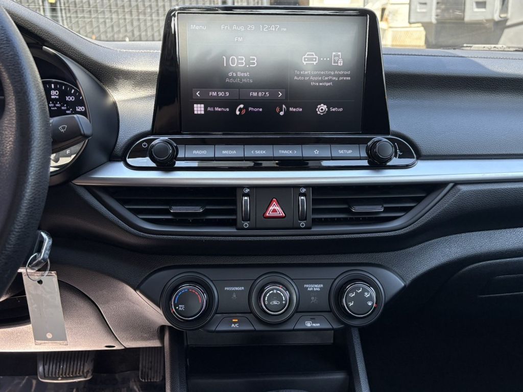 2023 Kia Forte LXS photo 14
